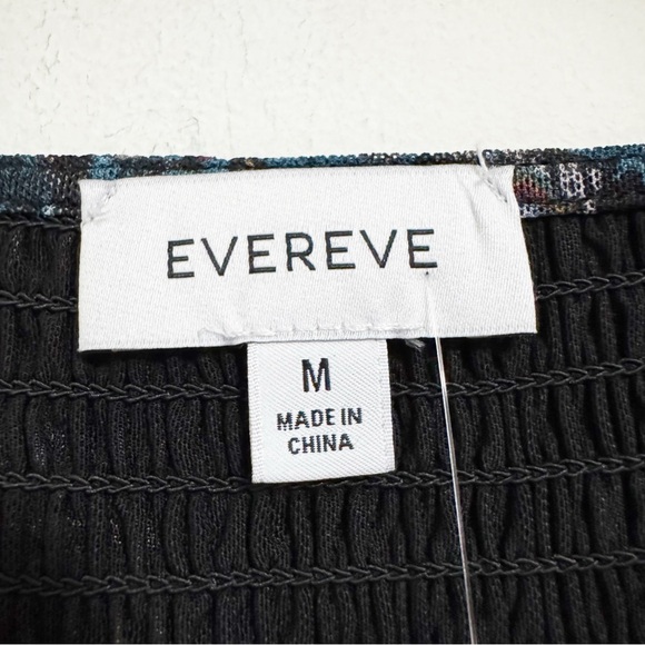 Evereve Kate Printed Smocked Mesh Top NWT Medium - Picture 7 of 13